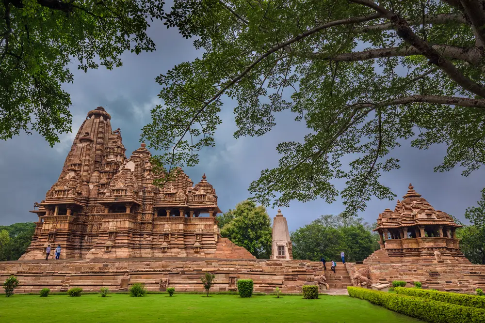 Discover Khajuraho Temples – A UNESCO World Heritage Site, renowned for exquisite carvings, stunning Nagara-style architecture, and artistic depictions of life, love, and spirituality in Madhya Pradesh.