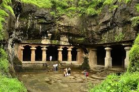 Discover Elephanta Caves – A UNESCO World Heritage Site, featuring ancient rock-cut caves, magnificent sculptures, and rich Shaivite heritage on Elephanta Island in Maharashtra.