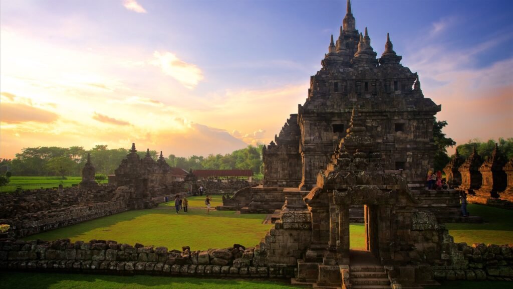 Explore the Wonders of Indonesia: Breathtaking Beaches, Lush Jungles, Vibrant Culture, Ancient Temples, and Unforgettable Adventures Across Over 17,000 Islands