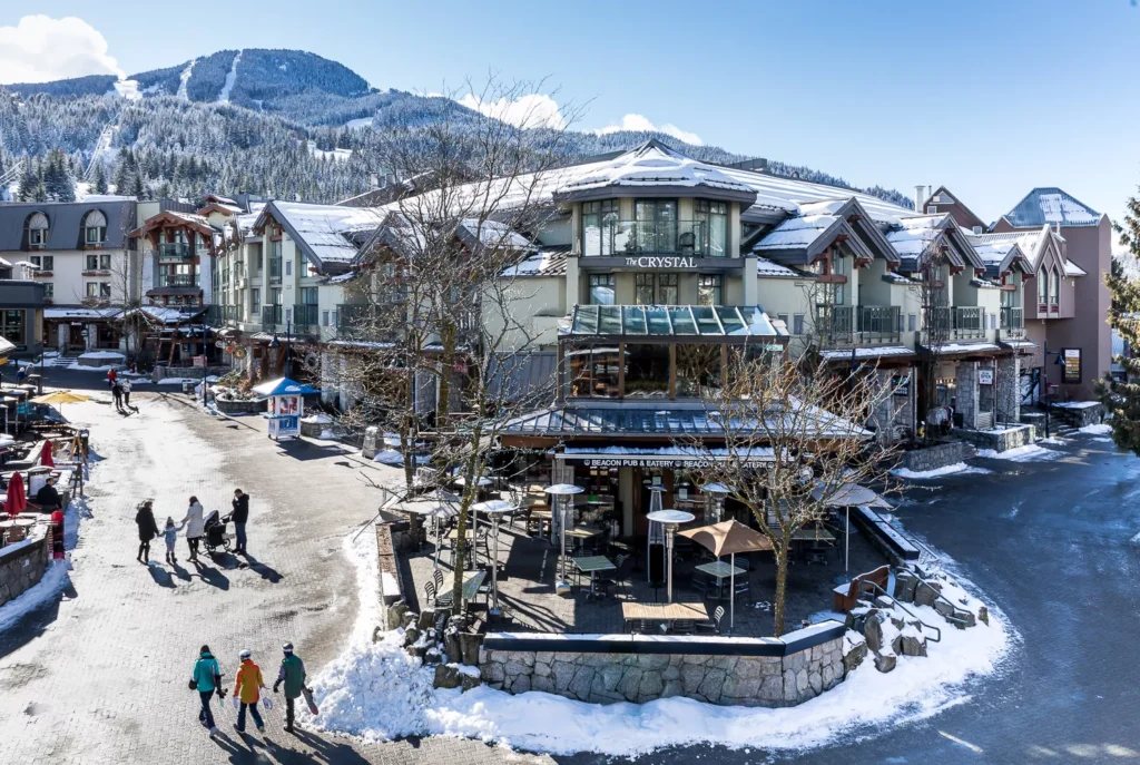 Whistler, Canada: A World-Class Mountain Resort Destination for Skiing, Snowboarding, and Year-Round Outdoor Adventures