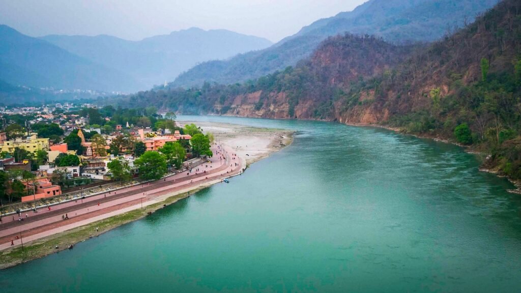 Rishikesh: The Yoga Capital of the World, Offering Spiritual Retreats, Ganges River Adventures, and Himalayan Serenity